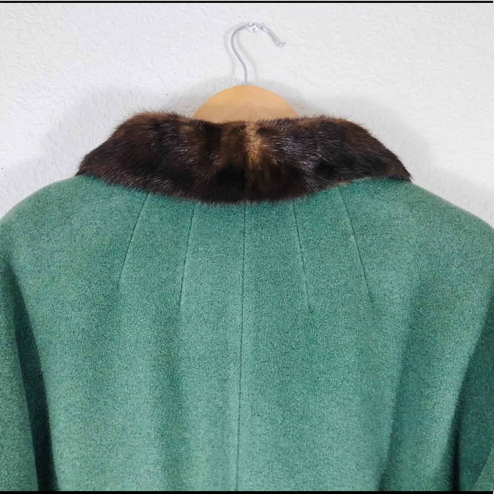 Vintage Fur Collar Car Coat Loomed in California - Picture 3 of 16
